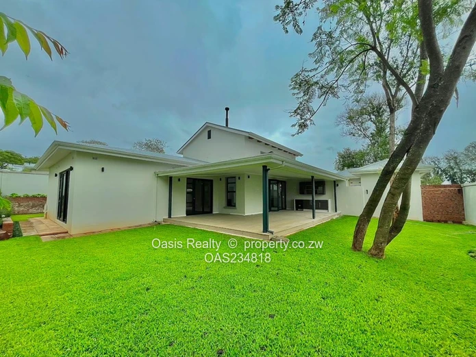 Modern Executive Townhouse - Luxury Living Redefined