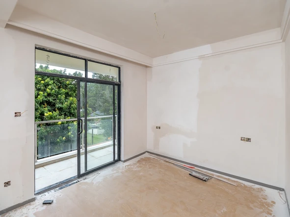 4 Bedroom Garden Flat