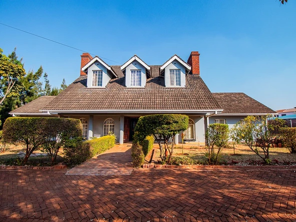 5 Bedroom House