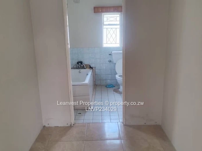 Zimre Park House for sale 