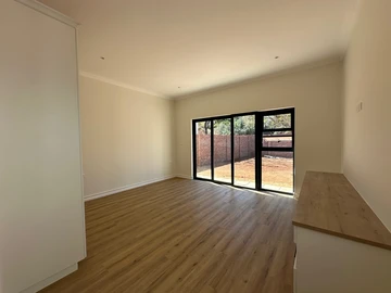 3 Bedroom Garden Flat