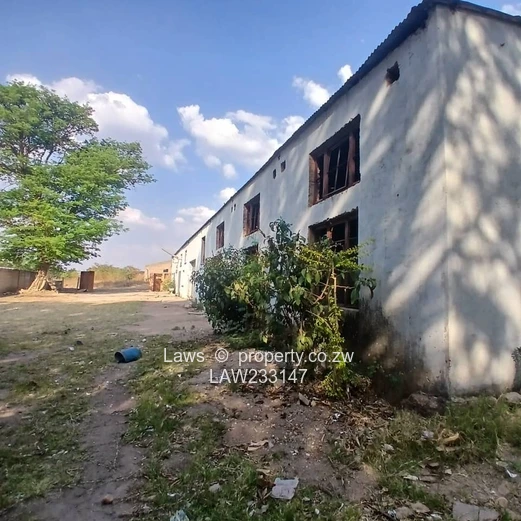 Warehouse,offices,shops and workshops to rent immediately.