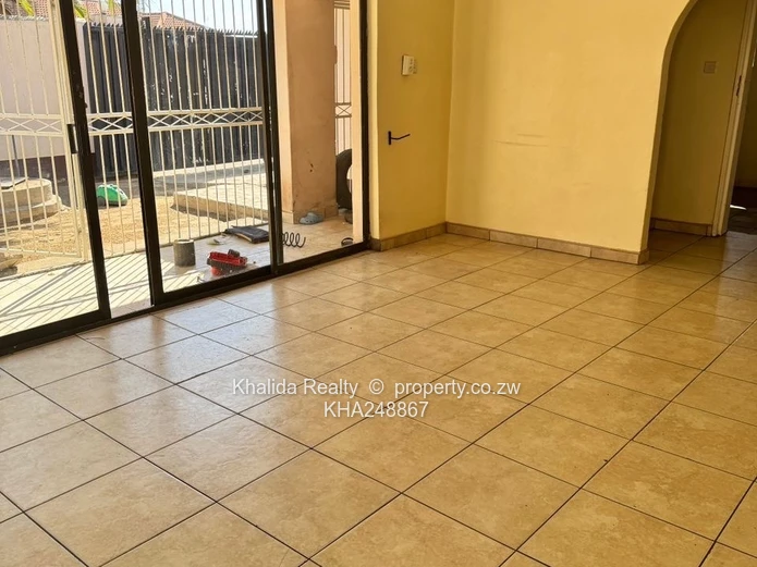 Mainway Meadows House to let