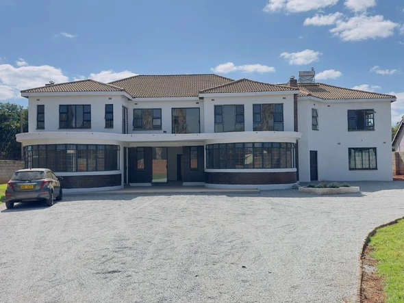 7 Bedroom House