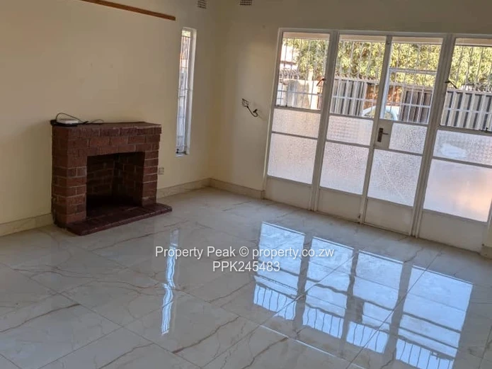 4-Bed House for Rental in Kuwadzana 7 – With Borehole & Secure 