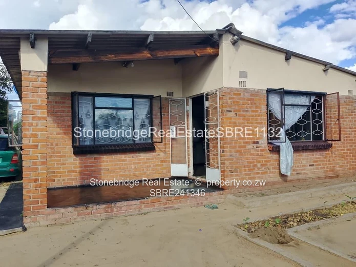 4 Bedroomed House in Gwabalanda for sale