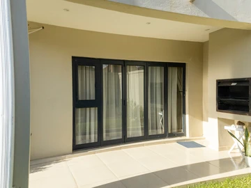 3 Bedroom Garden Flat