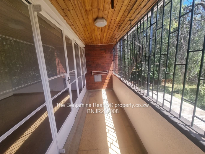 Garden Flat In Avondale
