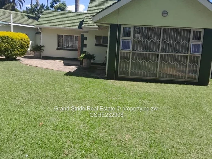 Luxury home for sale in Alexandra park 