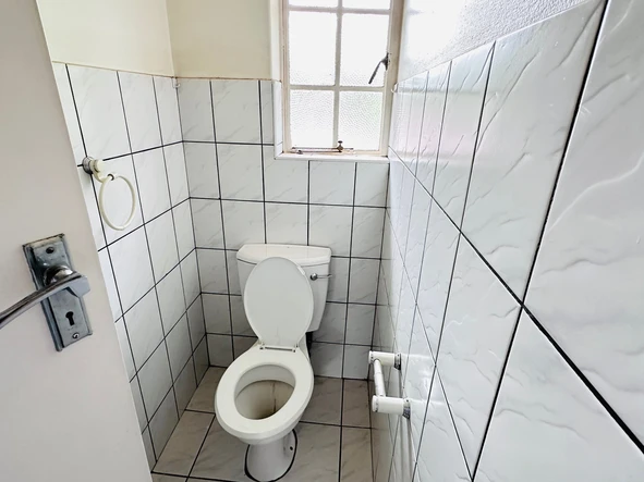 3 Bedroom Flat & Apartment