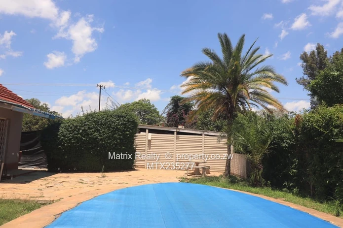 Avondale West House To Let