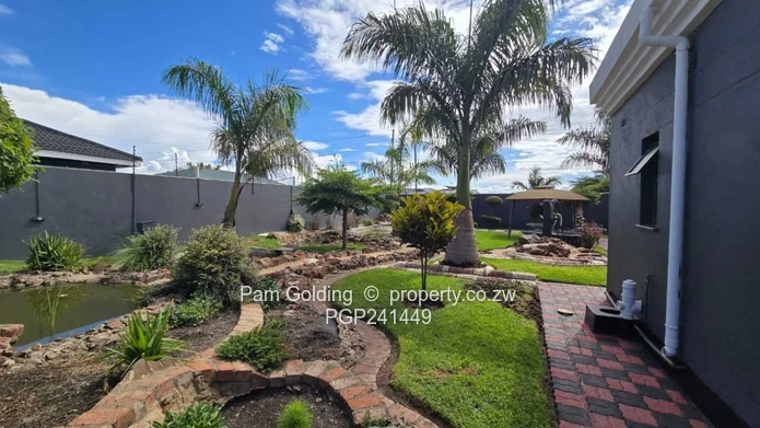 6 bedroom house for sale in Sandton Park (Sole Mandate)