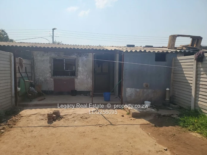 Highfield 2-Bed Home with Verandah & Paved Yard (Sole Mandate)