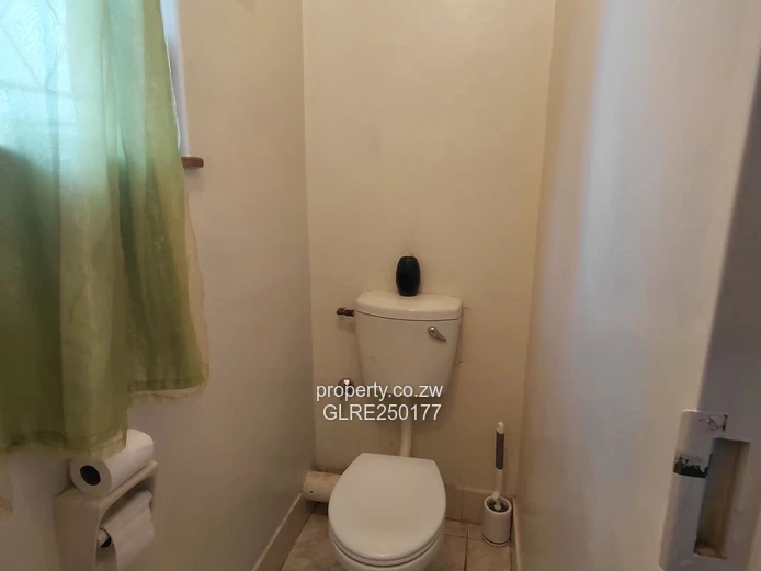 Single-Storey 10-Bed Mount Pleasant Bungalow w/ Pool