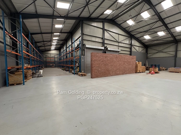 Warehouse available to rent - Graniteside 