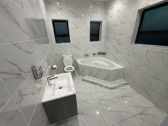 Gated Modern 4-Bed Home in Mabvazuva with Borehole