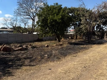 Commercial & Industrial Land