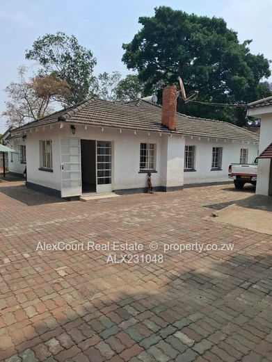 Immaculate House in Avondale West
