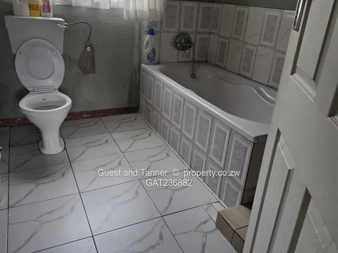 Spacious 3-Bedroom House for Sale in Old Highfield Magwende 