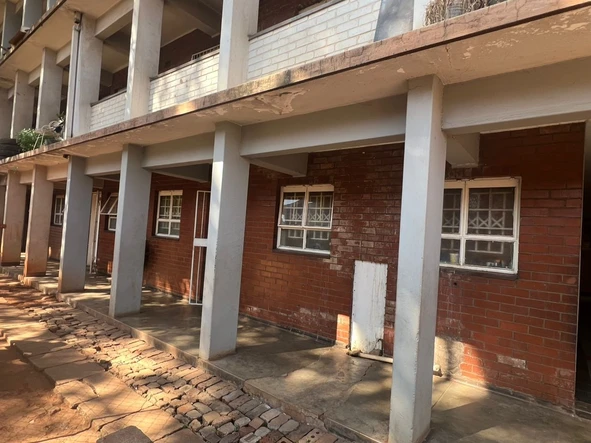 Flat & Apartment