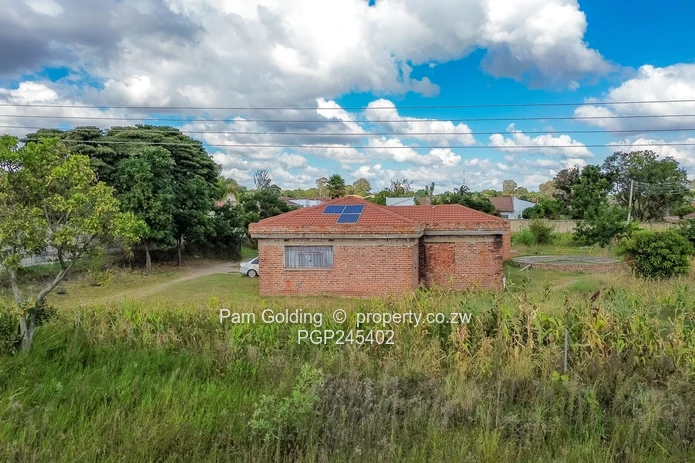 Development Opportunity on 2053 sqm Stand in Chadcombe