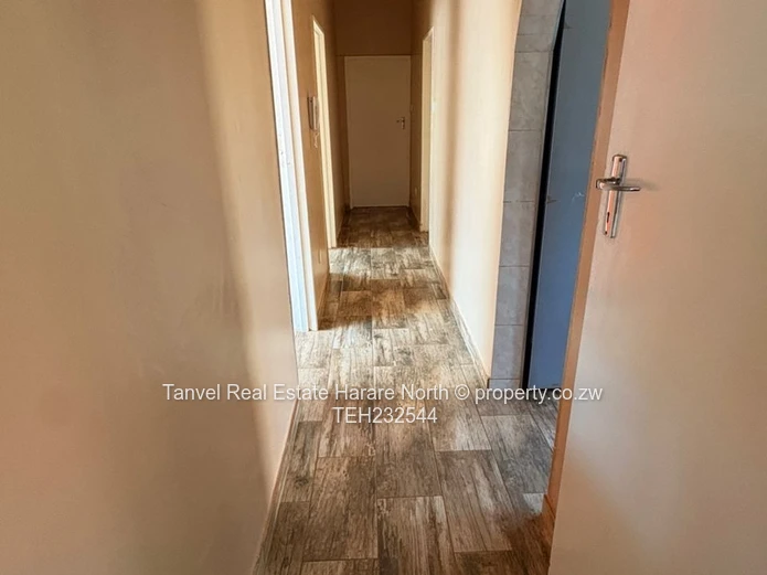 To Let, VAINONA - Available 1 Nov 2025. 3 bedrooms, main en suite, all bedrooms with BICs, fitted ki