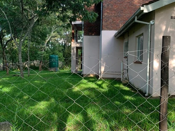 6 Bedroom House