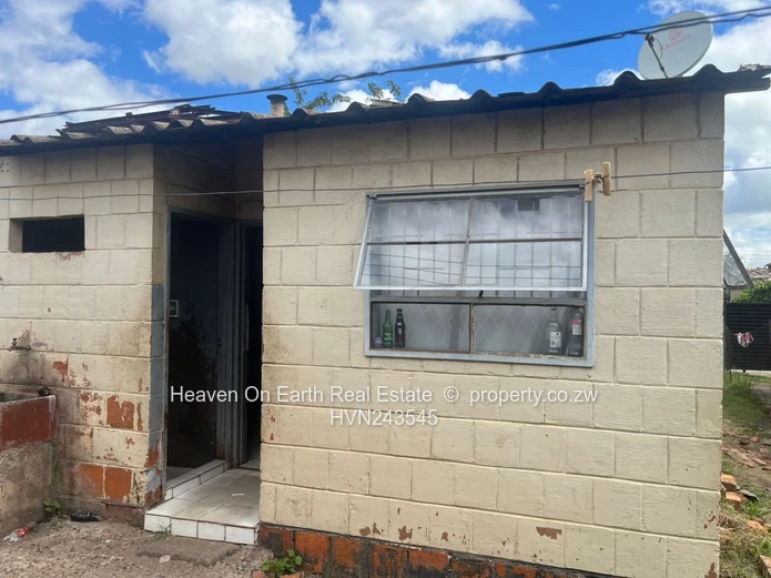 Mufakose 2 bed corehouse to let (Sole Mandate)