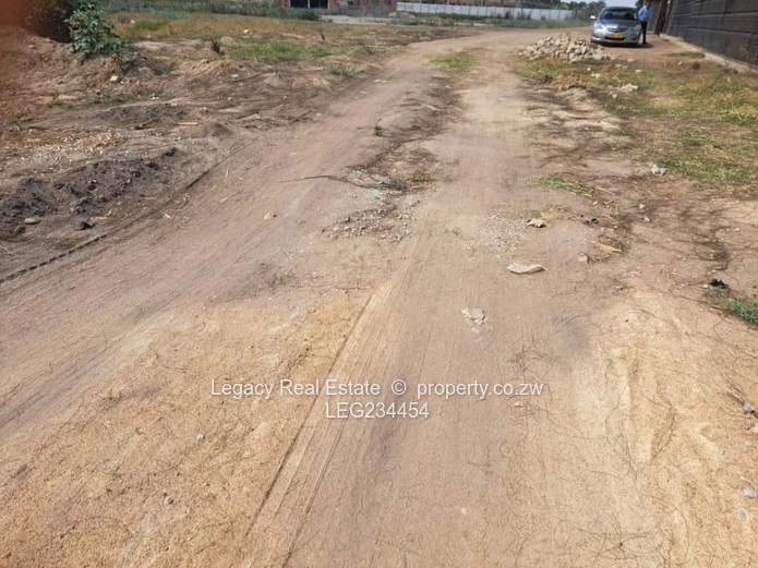 Chitungwiza – 4000sqm Industrial Stand for Sale