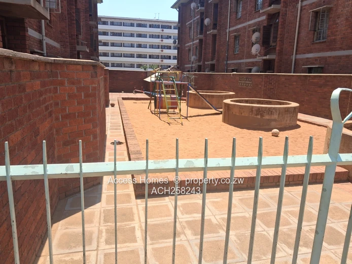 1 bed flat 