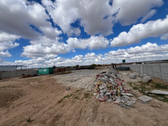 Commercial & Industrial Land