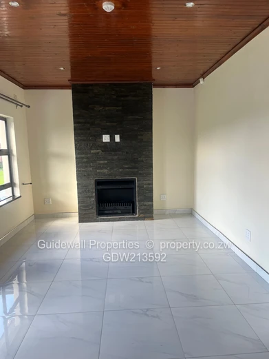 4 beds house to rent  in Sunway city