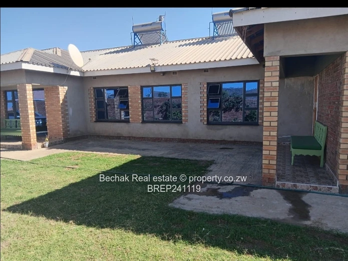 9-Bed Norton Home with Borehole and Garden