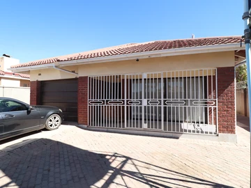 Waterfalls - Picnic Park House for Sale
