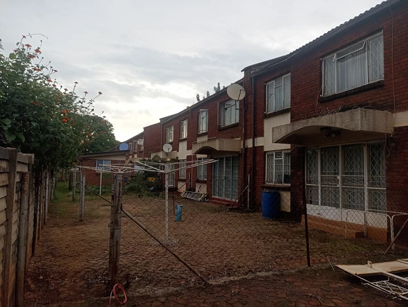 3 Bedroom Flat & Apartment