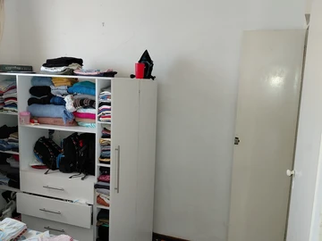 2 Bedroom Flat & Apartment