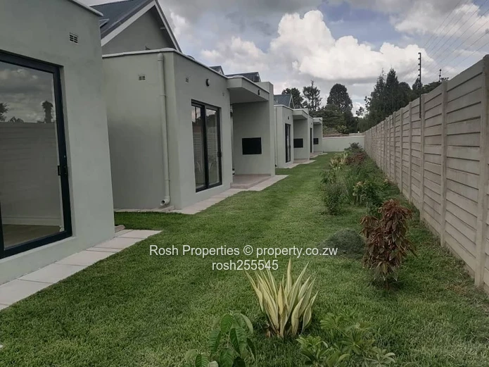 Modern 3-Bed Garden Flat in Borrowdale West with Borehole and Solar