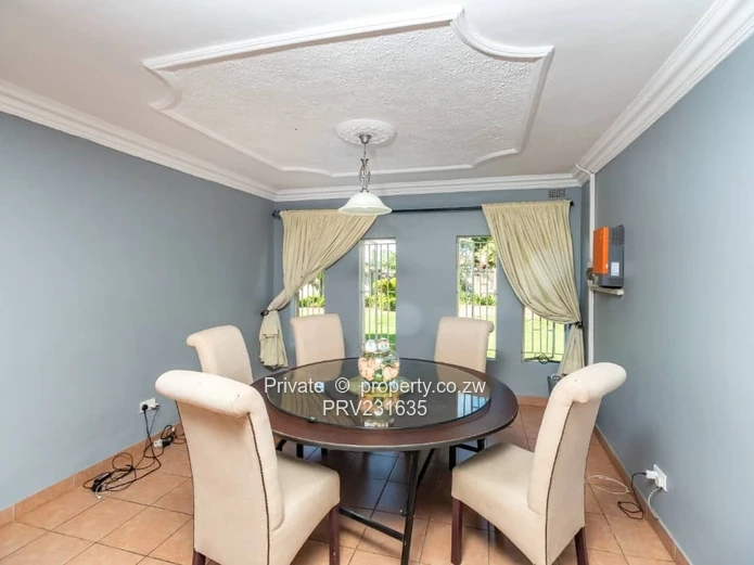 Neat spacious family home in Chadcombe