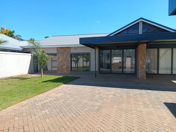 3 Bedroom Townhouse Complex