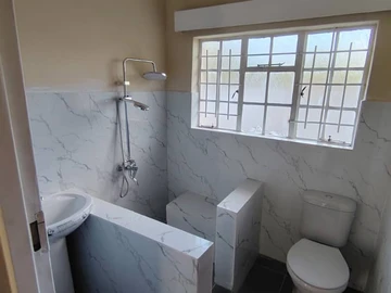 2 Bedroom Garden Flat