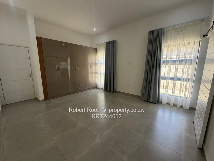 3-Bed Simplex in Pomona