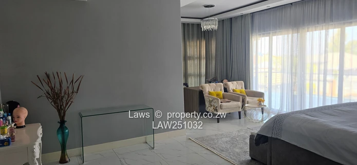 Upscale Family Living in Mount Pleasant Heights