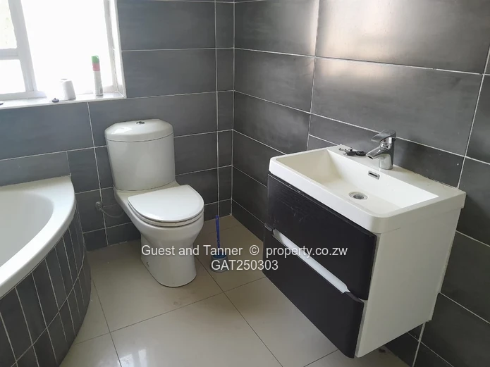 4 Bedroom House to Rent in Arlington