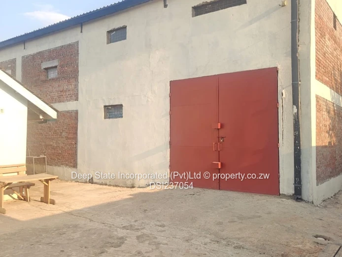 Eastlea house for sale (warehouse)