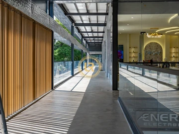 Shop & Retail Property