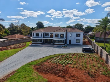 7 Bedroom House