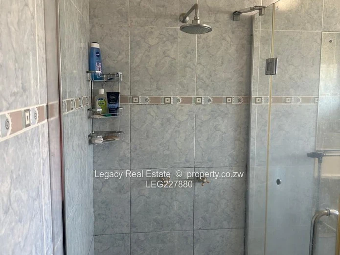 Glen Lorne house for sale