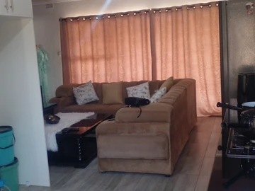 2 Bedroom Garden Flat