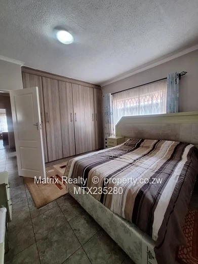 4 Bedroom House for Sale in New Marlborough