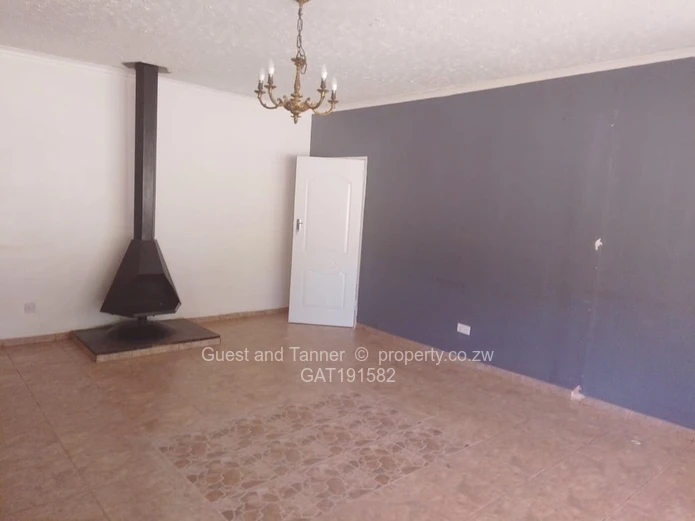 House for Rent in Mandara